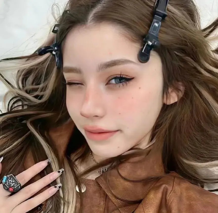 组长女儿与照料专员